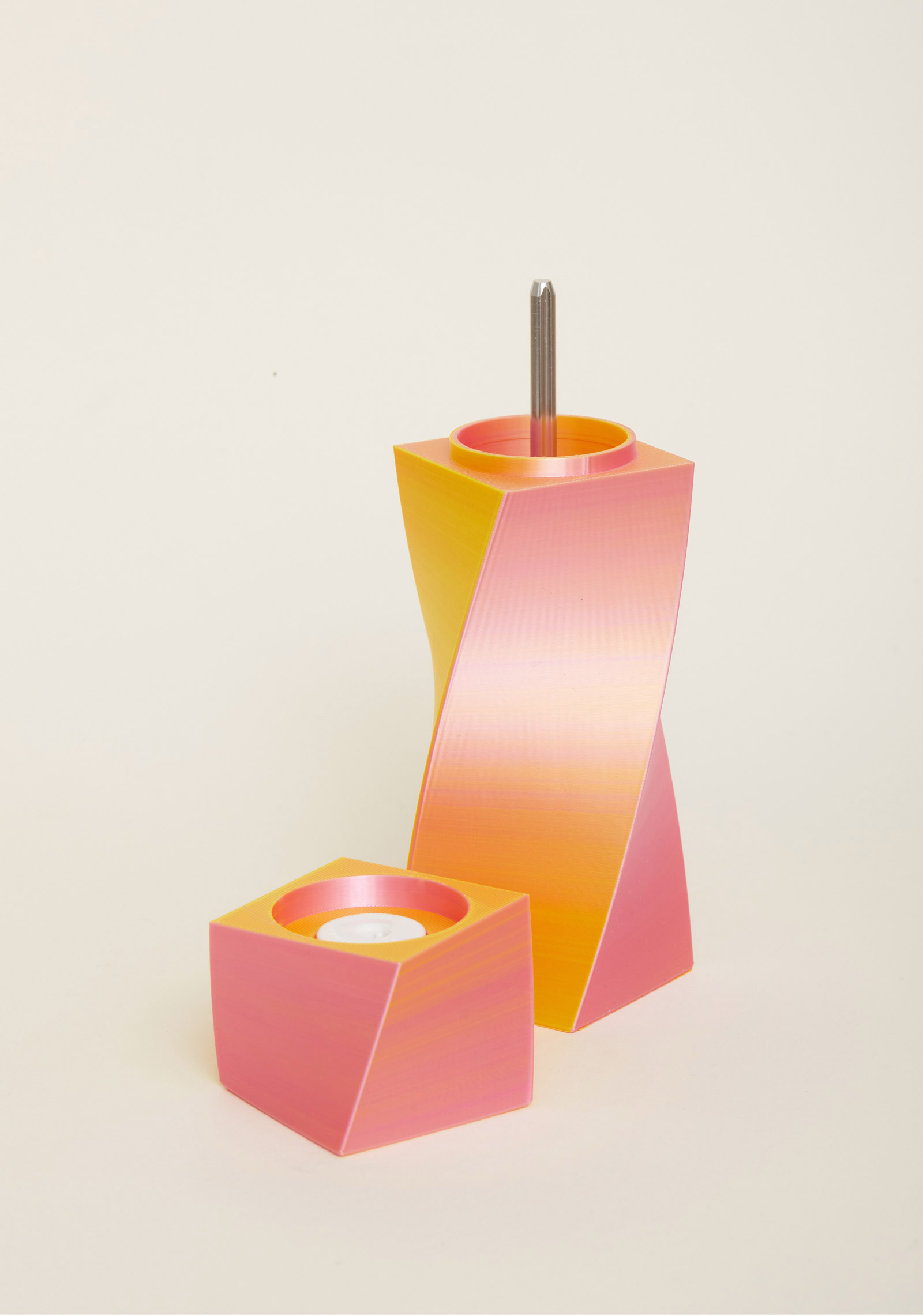 FLOIDE Mühle für Salz, Pfeffer und Gewürze. Modell Flux FLOIDE Salz- und Gewürzmühle