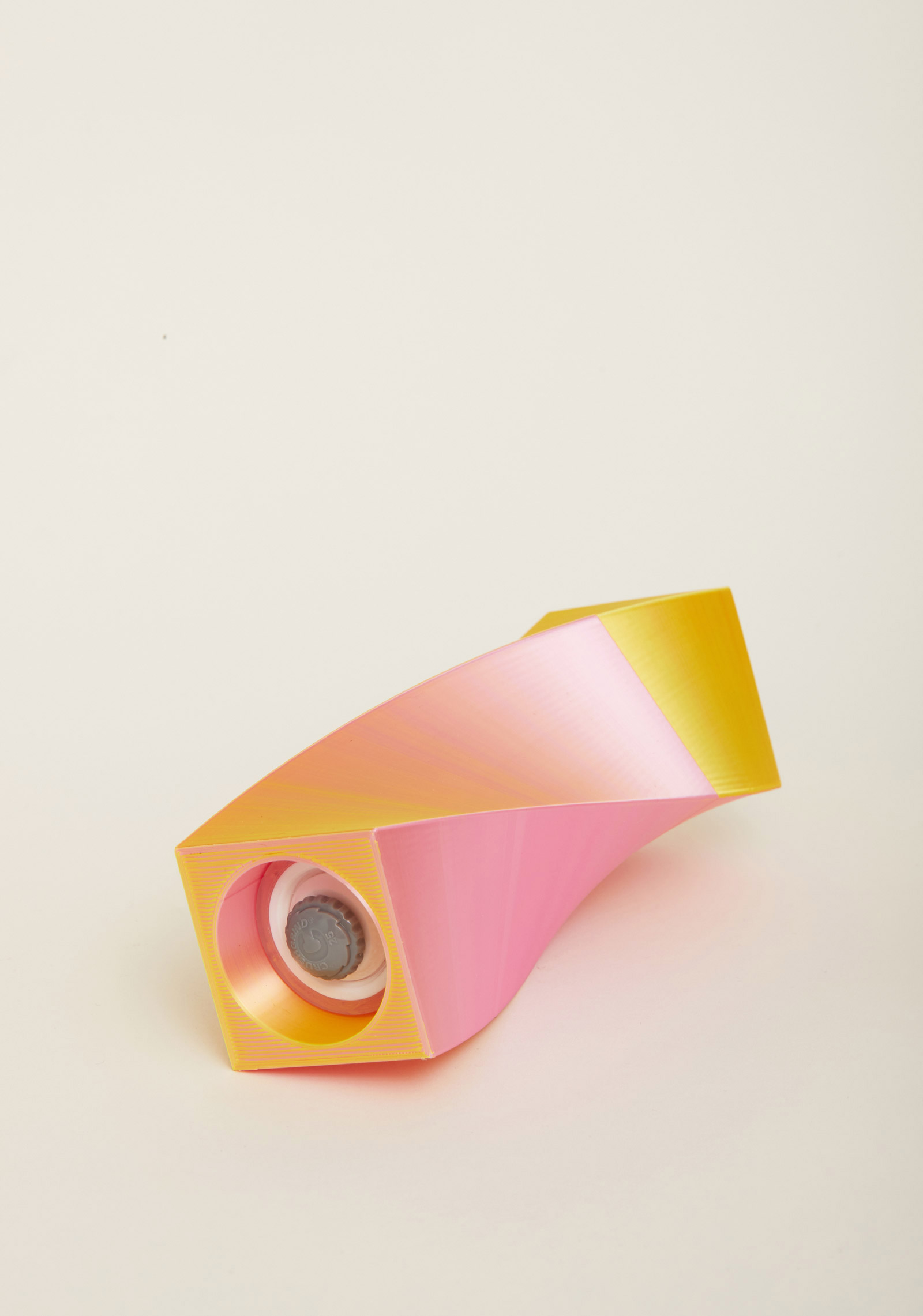 FLOIDE Mühle für Salz, Pfeffer und Gewürze. Modell Flux FLOIDE Salz- und Gewürzmühle