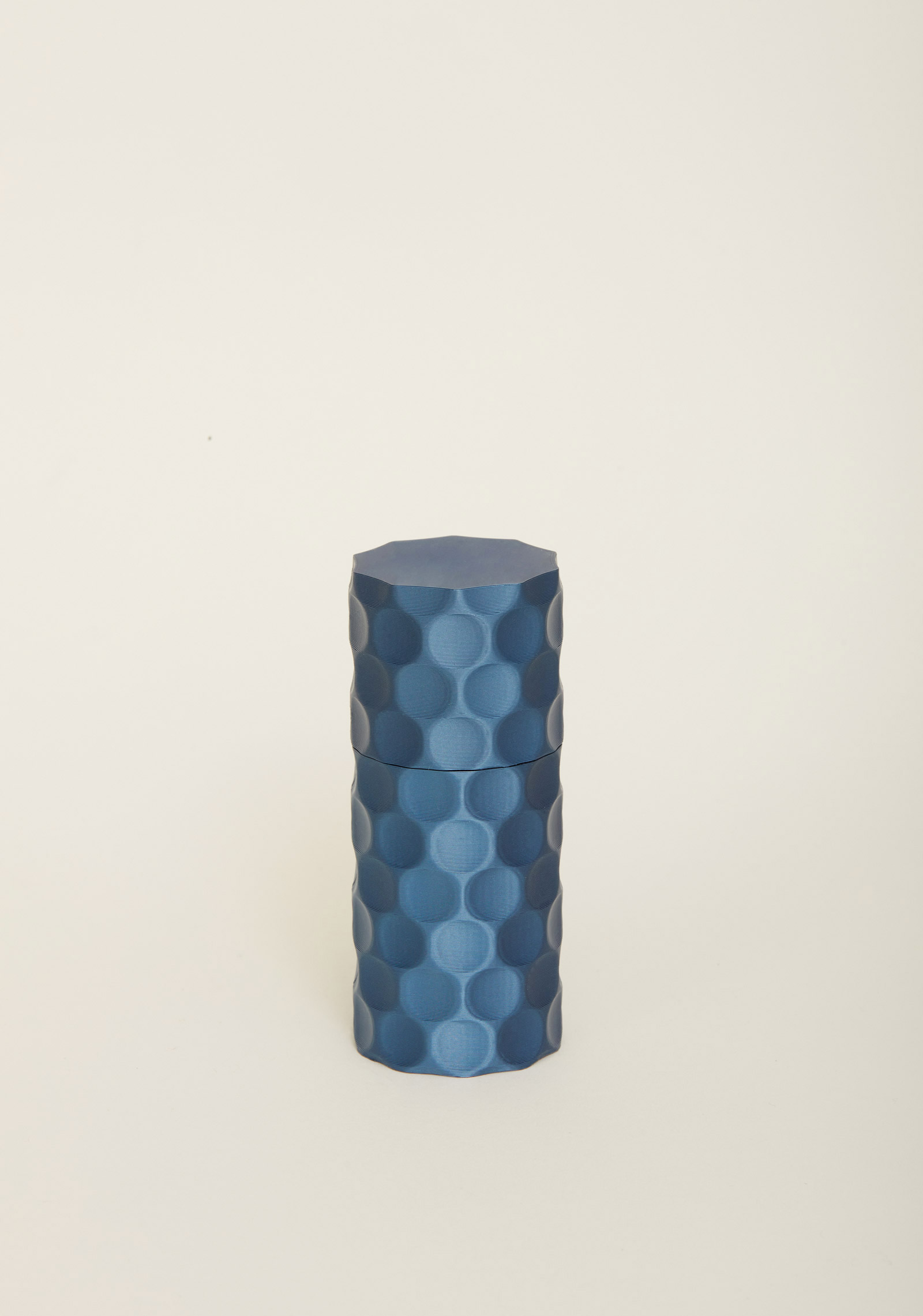 FLOIDE Mühle für Salz, Pfeffer und Gewürze; Modell Sphero FLOIDE Salz- und Gewürzmühle