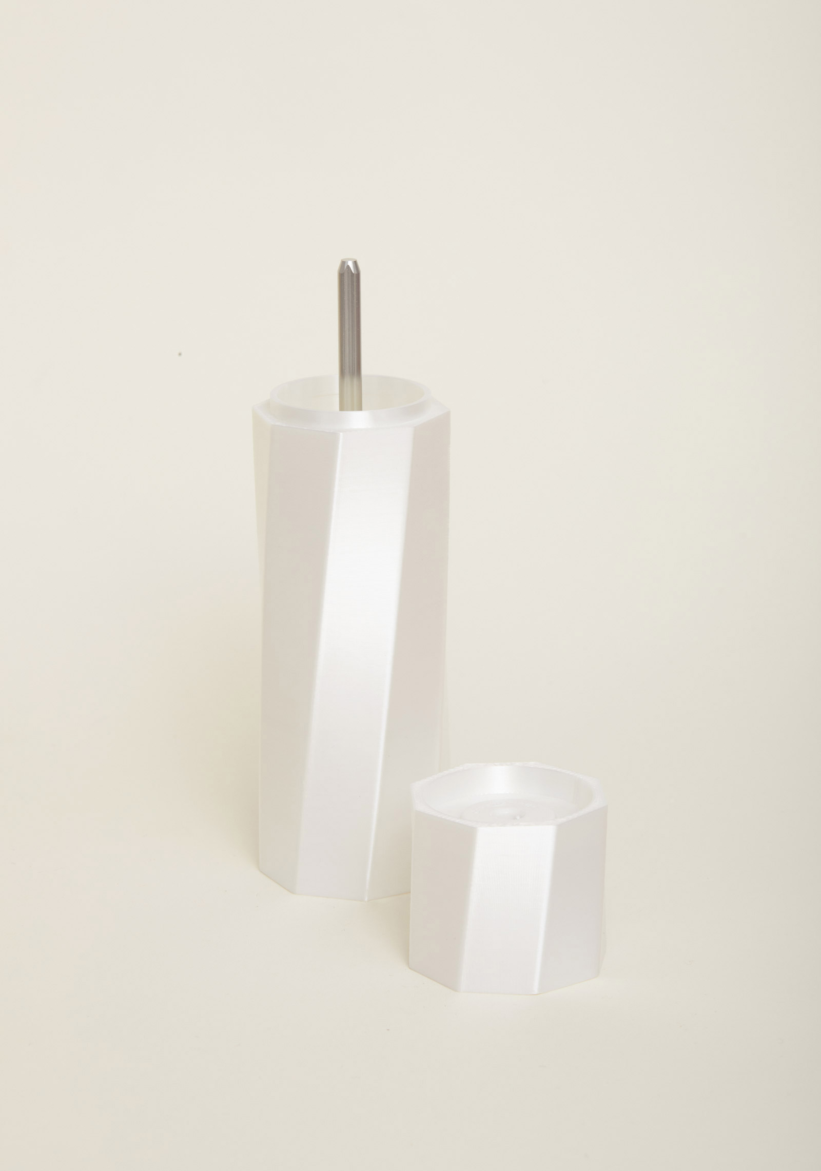 FLOIDE Mühle für Salz, Pfeffer und Gewürze; Modell TwistL FLOIDE Salz- und Gewürzmühle